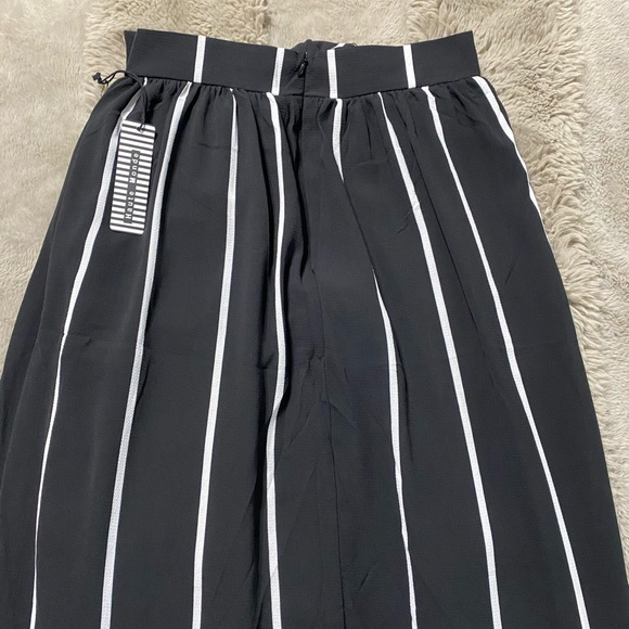 Maki Skort - Picture 5 of 6